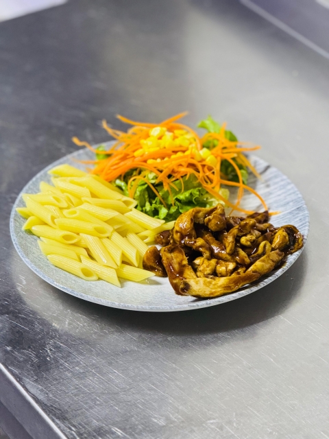 BARBEKÜ SOSLU TAVUK 
